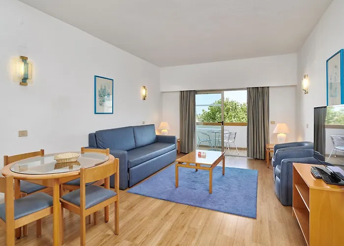 布里萨索尔公寓式酒店 阿尔布费拉