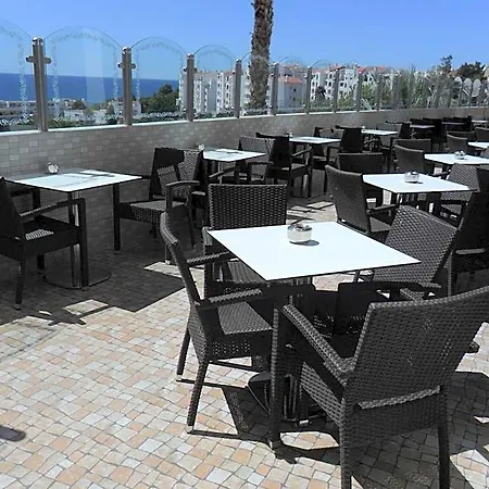 Aparthotel Brisa Sol 4*